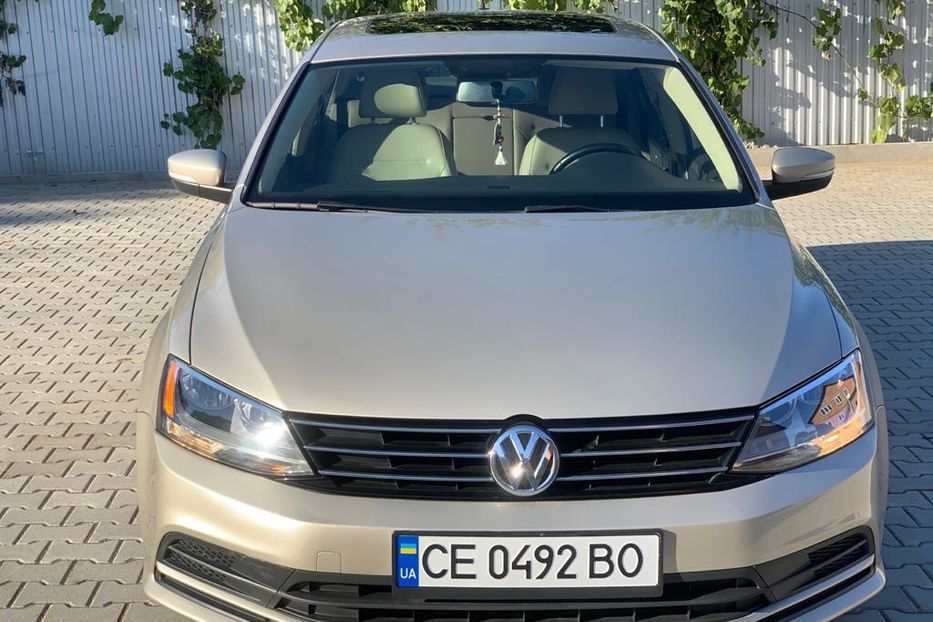 Продам Volkswagen Jetta 2015 года в Черновцах