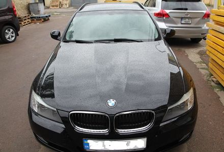 Продам BMW 320 2011 года в Киеве