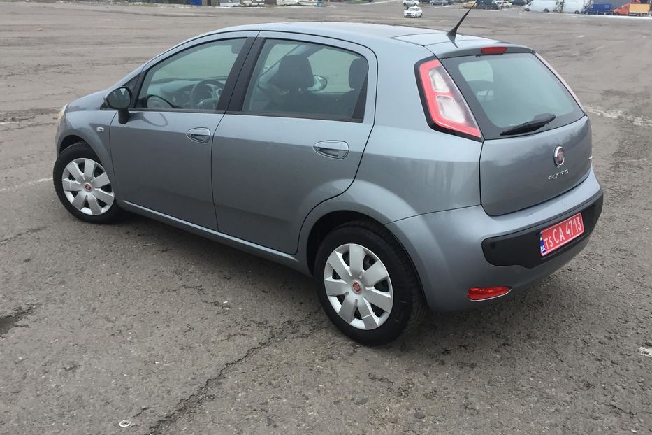 Продам Fiat Grande Punto EVO 2010 года в Ровно