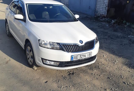 Продам Skoda Rapid хэтчбек 2017 года в Днепре