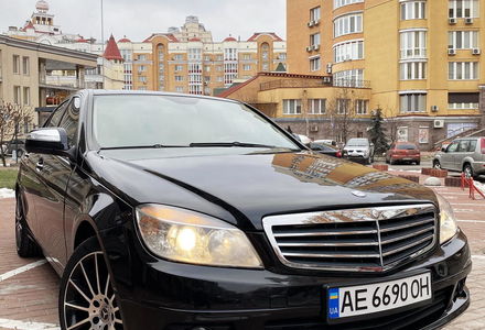 Продам Mercedes-Benz C-Class 200 2007 года в Киеве