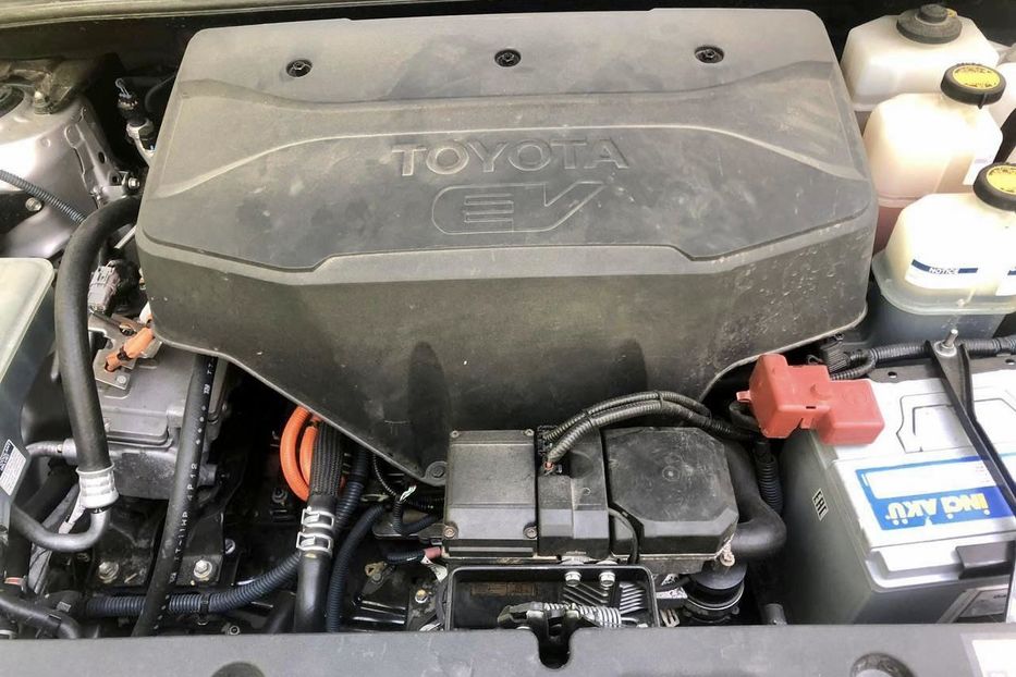 Продам Toyota Rav 4 Electric 2012 года в Харькове