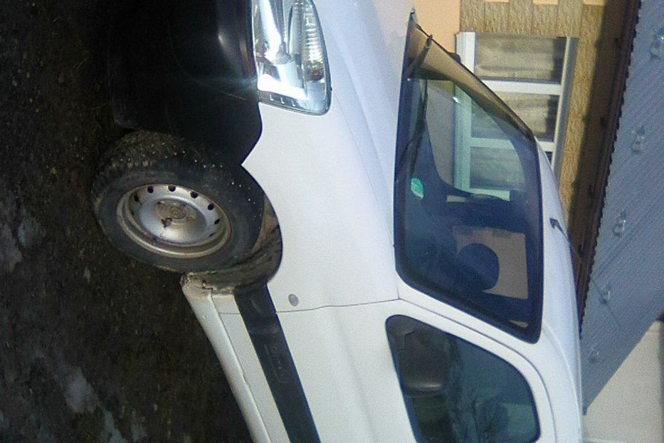 Продам Citroen Berlingo пасс. 2005 года в Черновцах