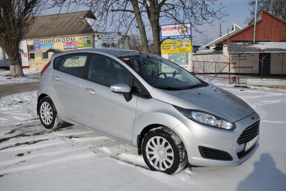 Продам Ford Fiesta 2013 года в г. Карловка, Полтавская область