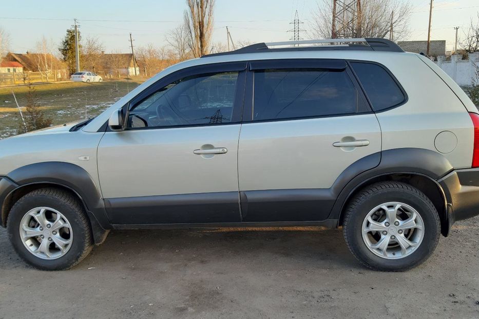 Продам Hyundai Tucson 2010 года в г. Токмак, Запорожская область