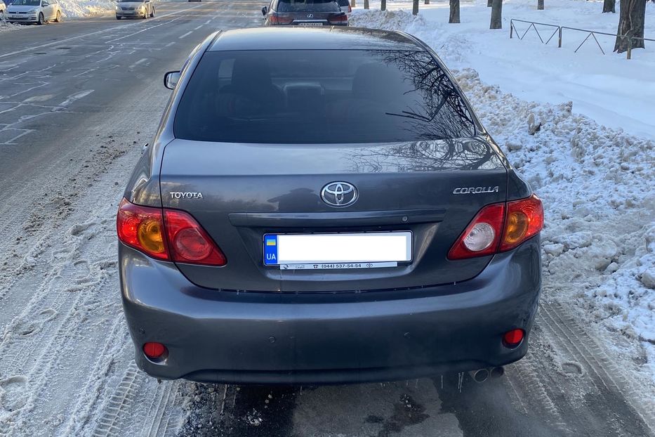 Продам Toyota Corolla 2007 года в Киеве