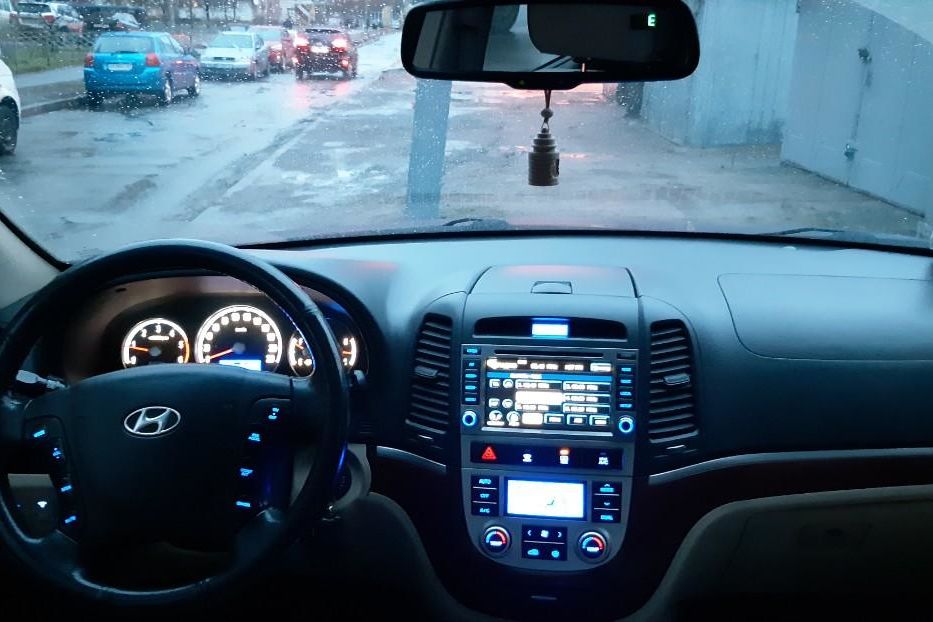 Продам Hyundai Santa FE 2008 года в Киеве