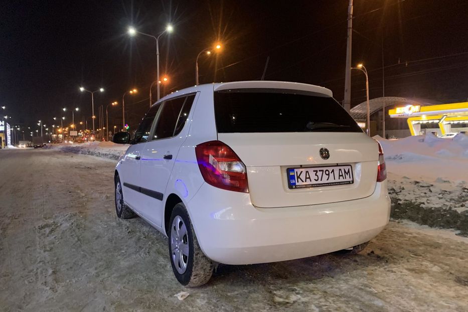 Продам Skoda Fabia 2013 года в Киеве