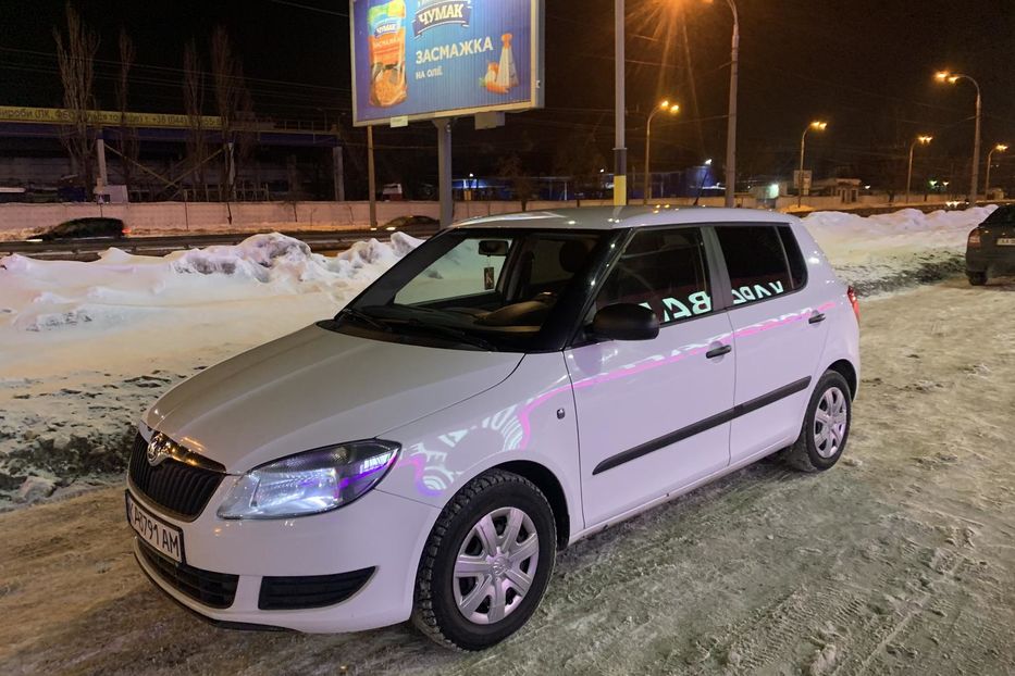 Продам Skoda Fabia 2013 года в Киеве