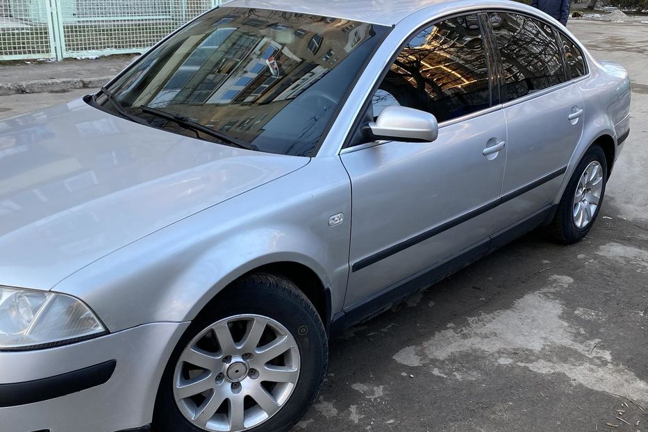 Продам Volkswagen Passat B5 2001 года в Одессе