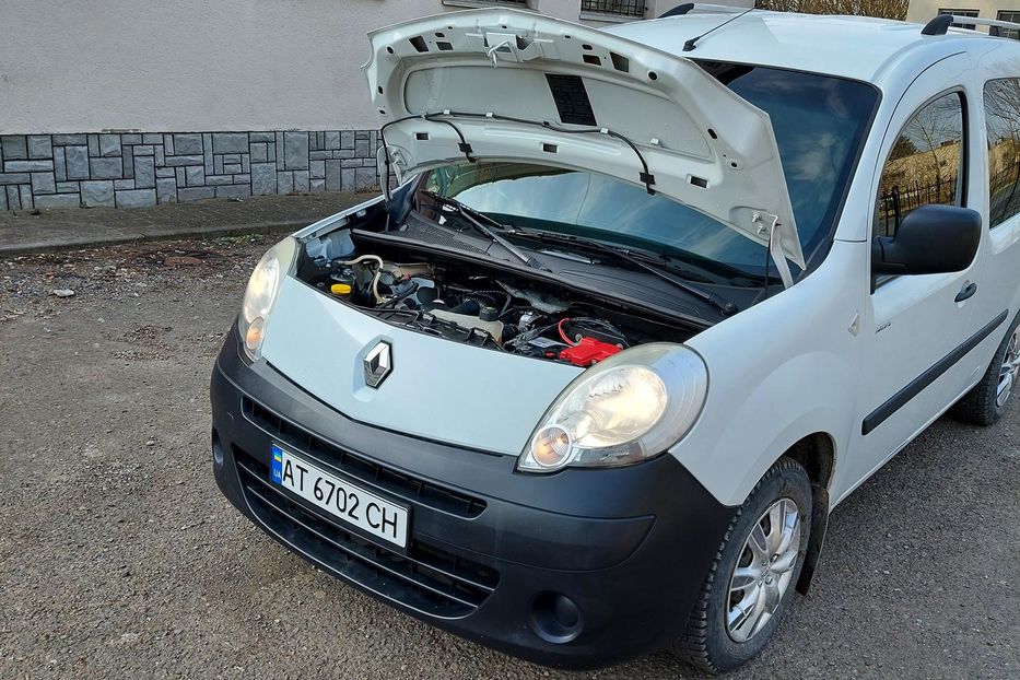 Продам Renault Kangoo пасс. 2012 года в г. Снятин, Ивано-Франковская область