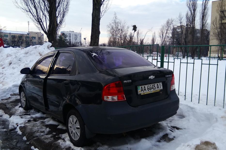 Продам Chevrolet Aveo 2006 года в Киеве