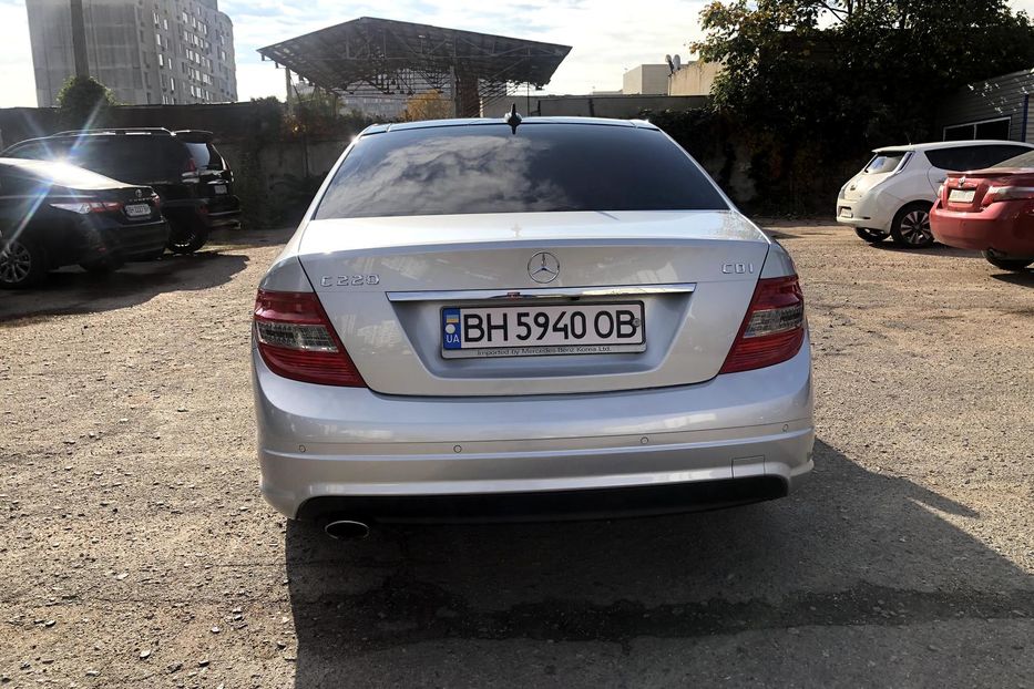 Продам Mercedes-Benz 220 2009 года в Одессе