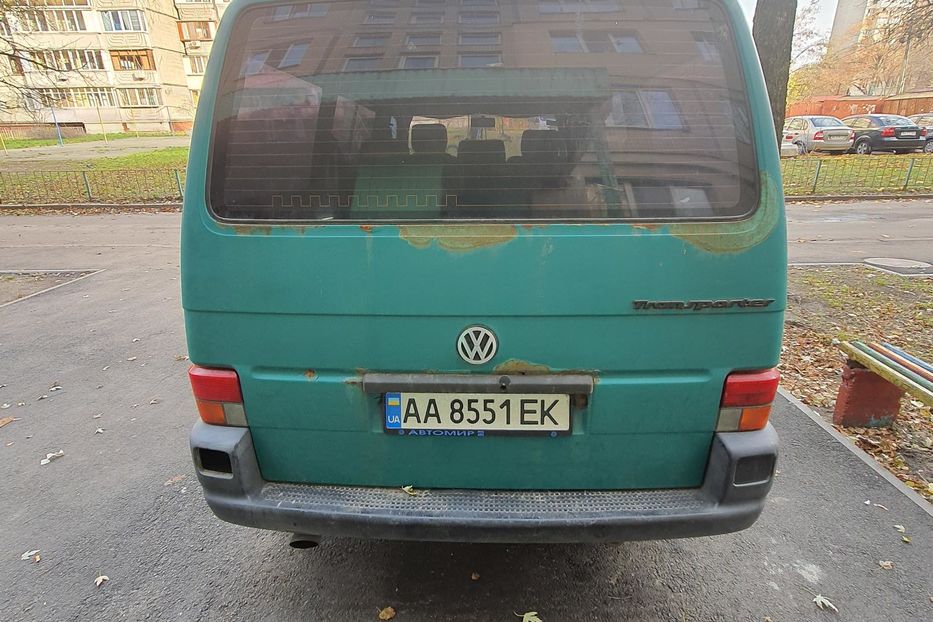 Продам Volkswagen T4 (Transporter) пасс. 1999 года в Киеве