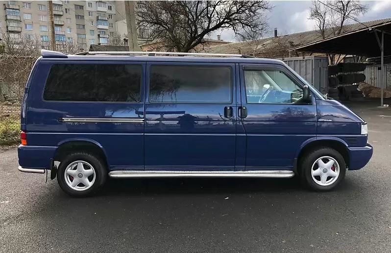 Продам Volkswagen T4 (Transporter) пасс. 2002 года в г. Оратов, Винницкая область