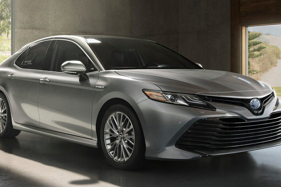 Продам Toyota Camry Разборка!!! Сamry XLE hybrid V 2016 года в Одессе