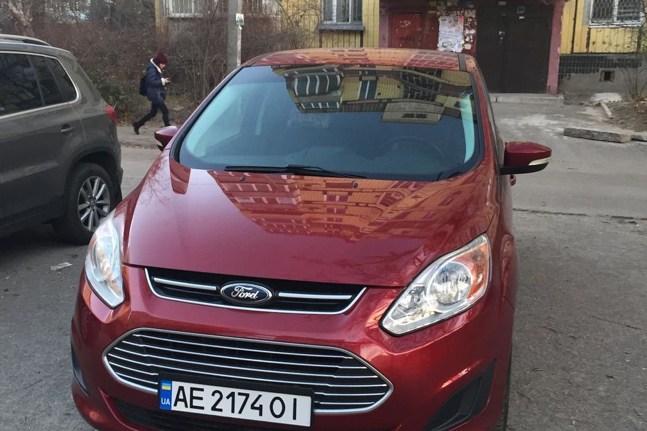 Продам Ford C-Max 2013 года в Киеве