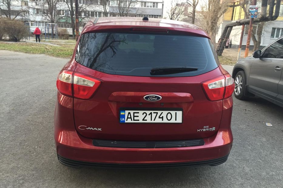 Продам Ford C-Max 2013 года в Киеве