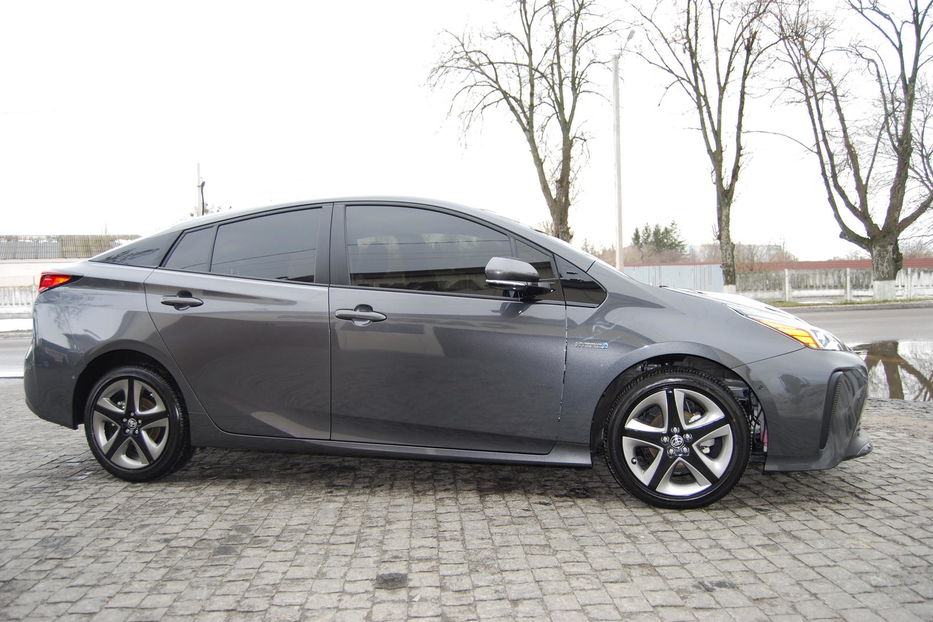 Продам Toyota Prius XLE 2019 года в Киеве