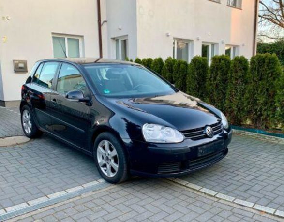 Продам Volkswagen Golf V 2006 года в Черновцах