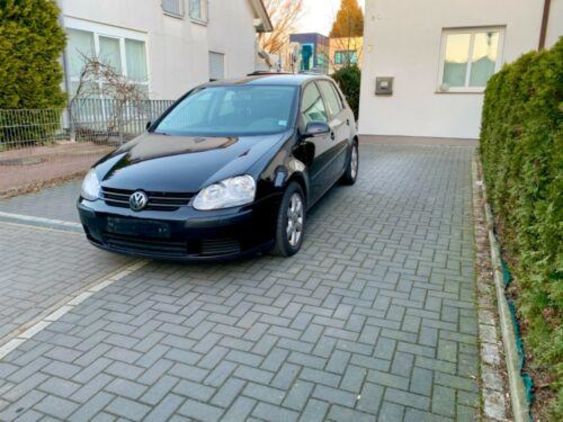 Продам Volkswagen Golf V 2006 года в Черновцах