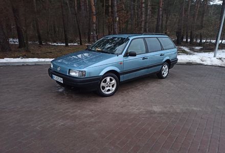 Продам Volkswagen Passat B3 1.6 karburator 1991 года в г. Новояворовск, Львовская область
