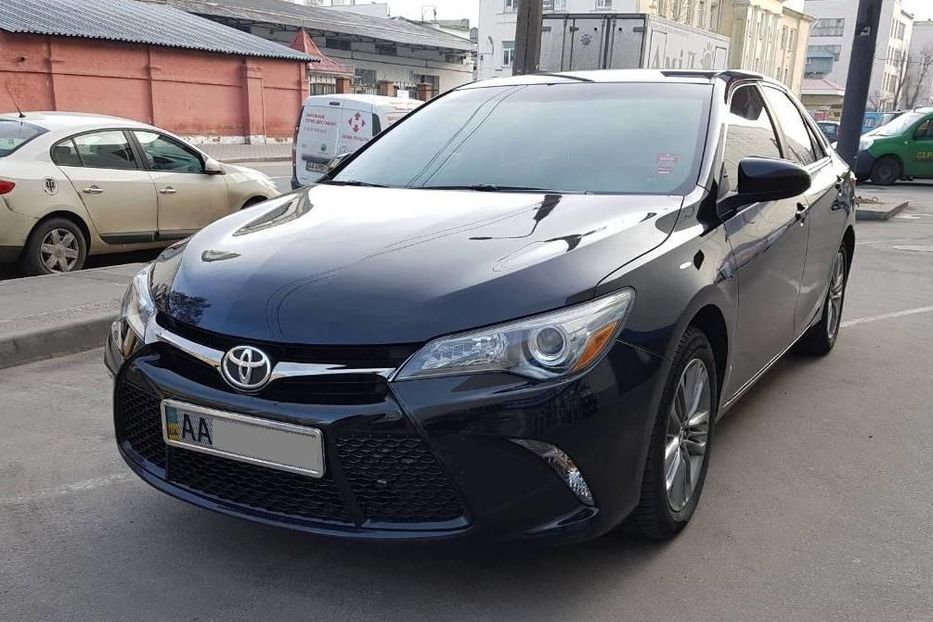 Продам Toyota Camry 2015 года в Киеве
