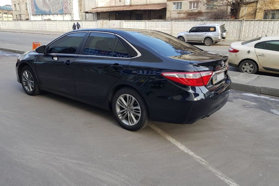 Продам Toyota Camry 2015 года в Киеве