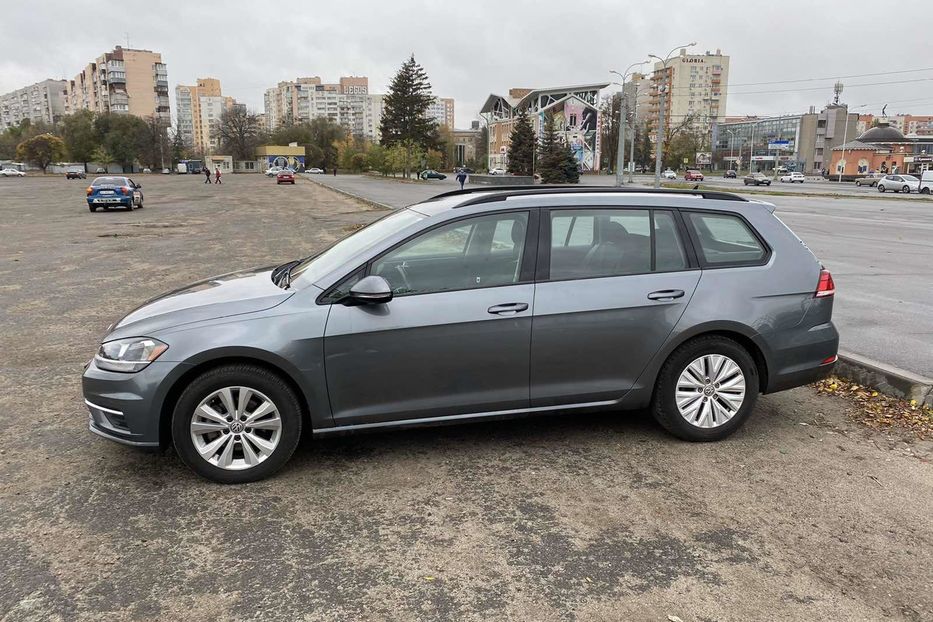 Продам Volkswagen Golf VII 2017 года в Харькове