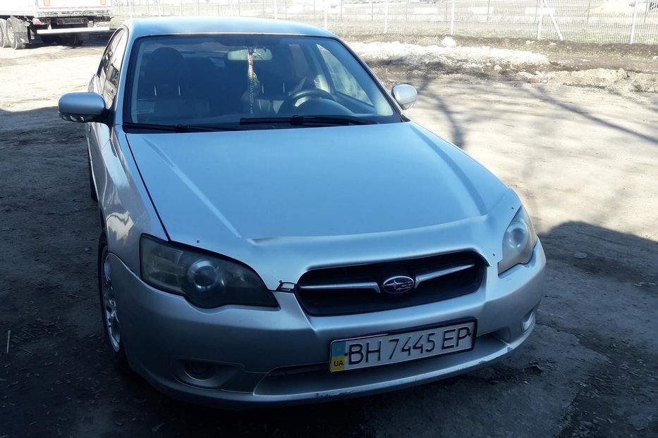 Продам Subaru Legacy седан 2003 года в Одессе