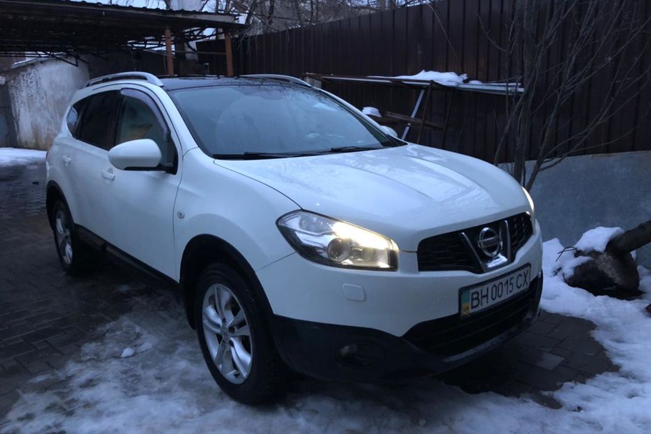 Продам Nissan Qashqai+2 2010 года в Одессе