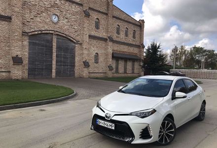 Продам Toyota Corolla Corolla SPORT 2017 ES 2017 года в Одессе