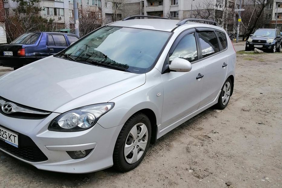 Продам Hyundai i30  comfort 2011 года в Киеве