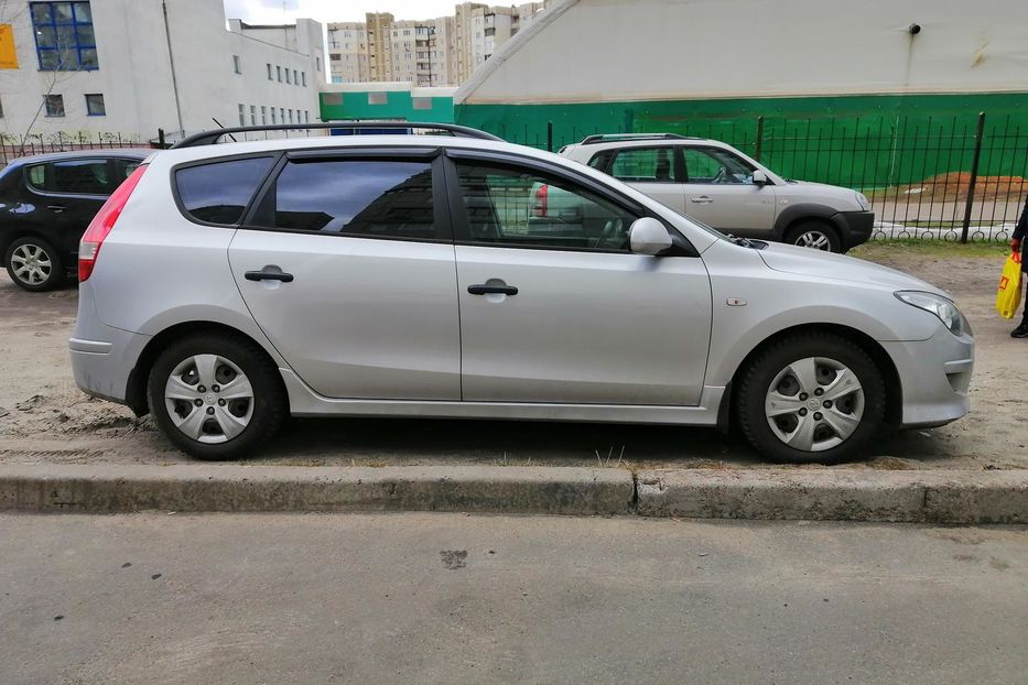 Продам Hyundai i30  comfort 2011 года в Киеве