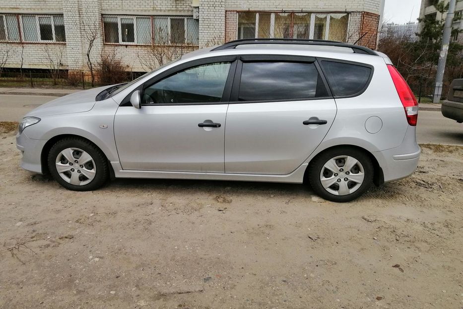 Продам Hyundai i30  comfort 2011 года в Киеве