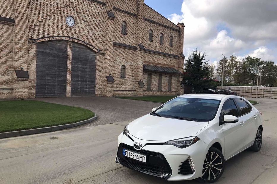 Продам Toyota Corolla Corolla SPORT 2017 ES 2017 года в Одессе