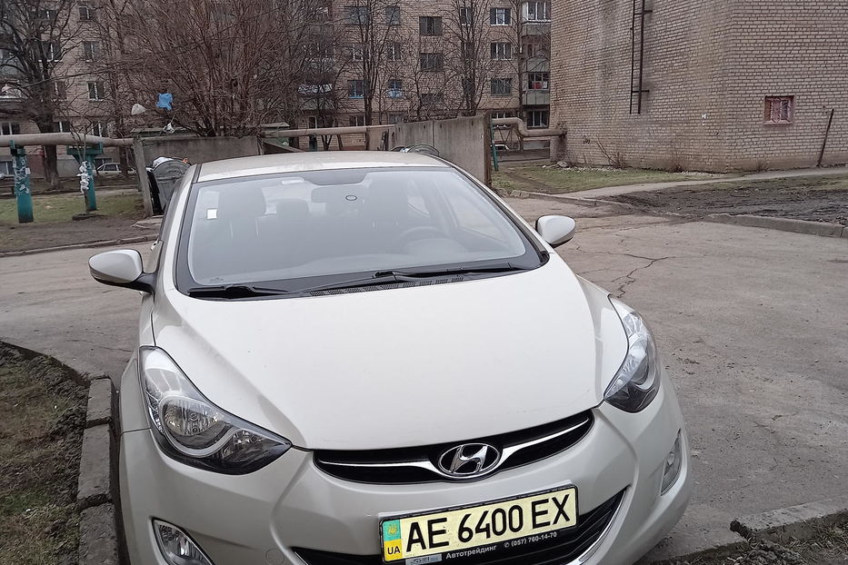 Продам Hyundai Elantra 2012 года в г. Кривой Рог, Днепропетровская область