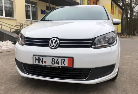 Продам Volkswagen Touran Bluemotion 2015 года в Киеве