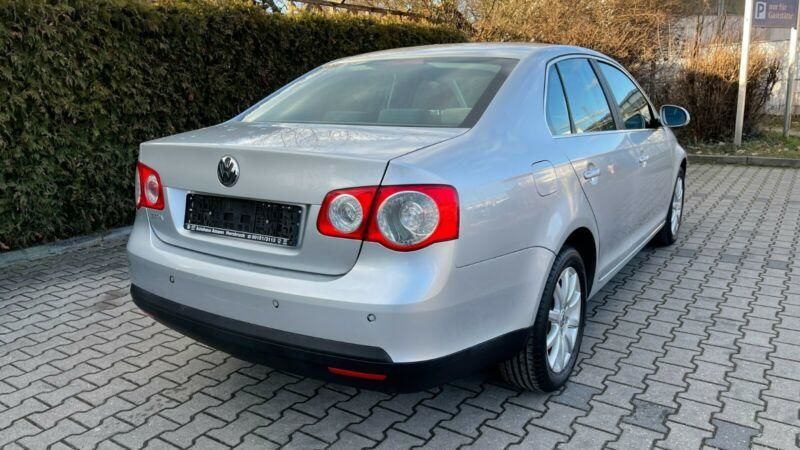 Продам Volkswagen Jetta 2005 года в г. Межгорье, Закарпатская область