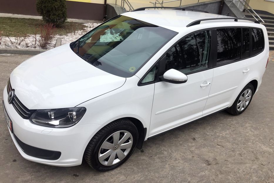 Продам Volkswagen Touran Bluemotion 2015 года в Киеве