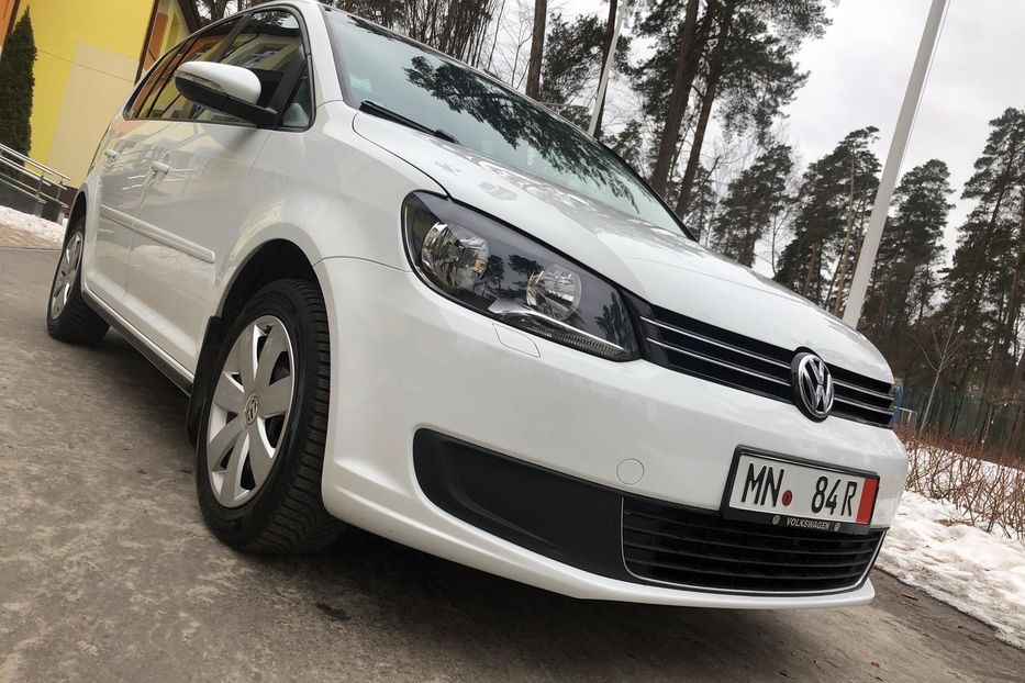 Продам Volkswagen Touran Bluemotion 2015 года в Киеве