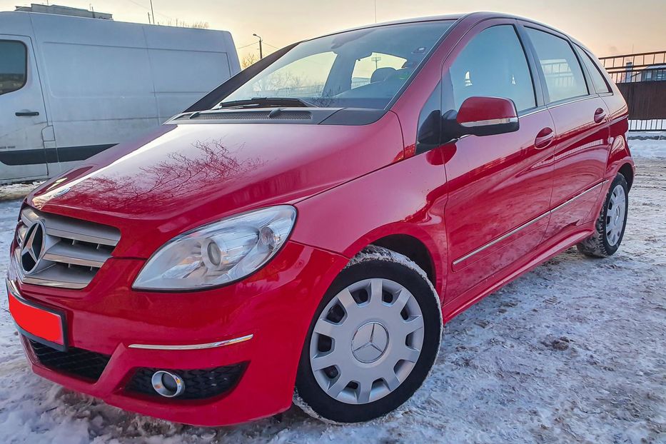 Продам Mercedes-Benz B 180 2009 года в Луцке