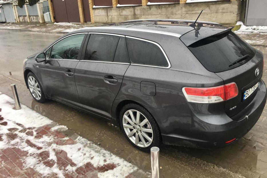 Продам Toyota Avensis 2010 года в Тернополе