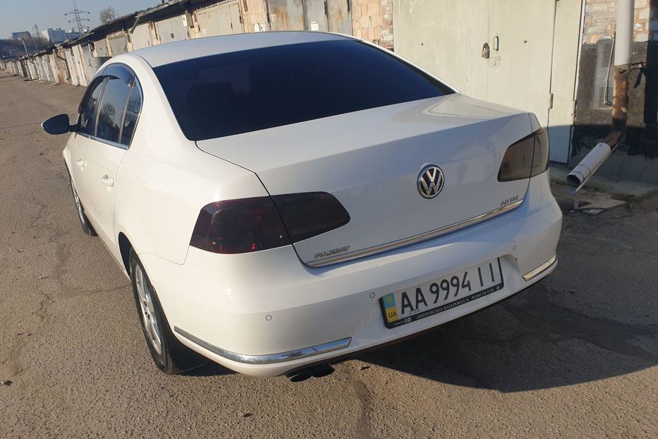 Продам Volkswagen Passat B7 2013 года в Киеве