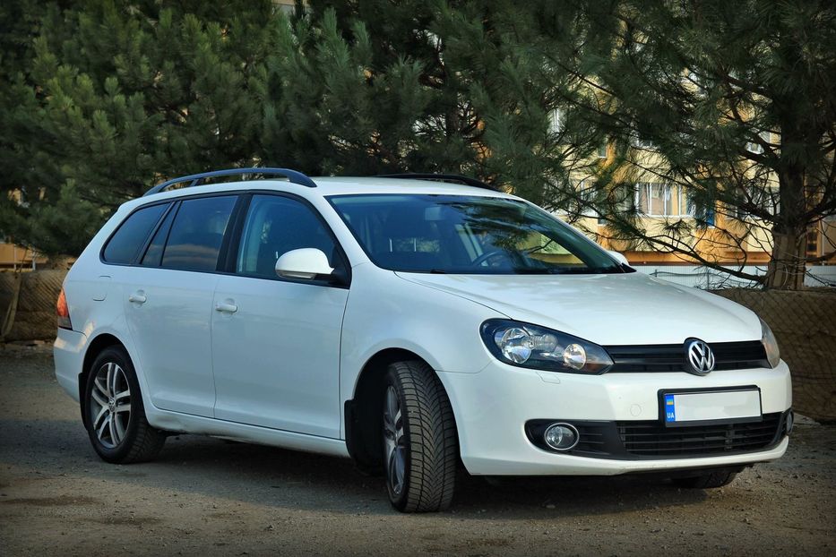 Продам Volkswagen Golf  VI 2012 года в Киеве