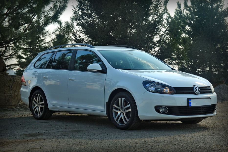 Продам Volkswagen Golf  VI 2012 года в Киеве