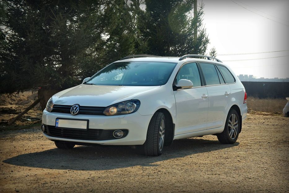 Продам Volkswagen Golf  VI 2012 года в Киеве