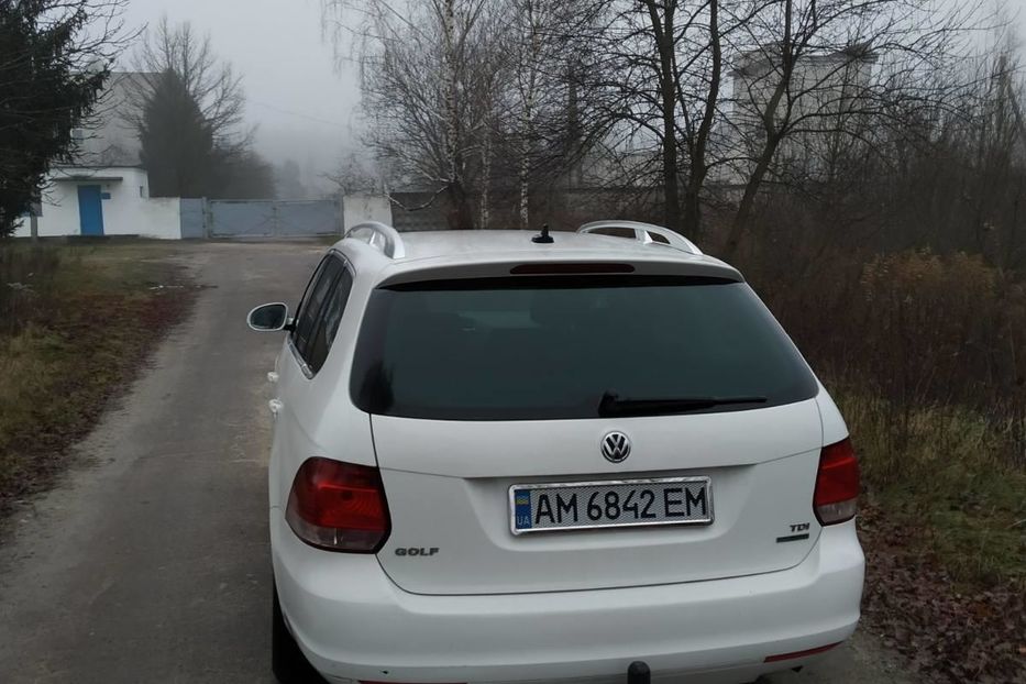 Продам Volkswagen Golf  VI 2011 года в г. Олевск, Житомирская область