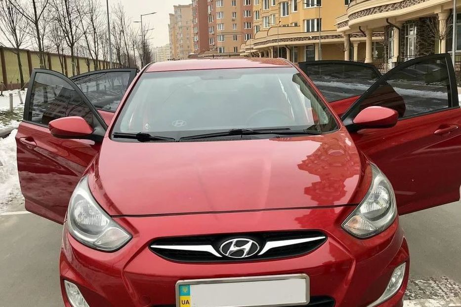 Продам Hyundai Accent  Comfort 2011 года в Киеве