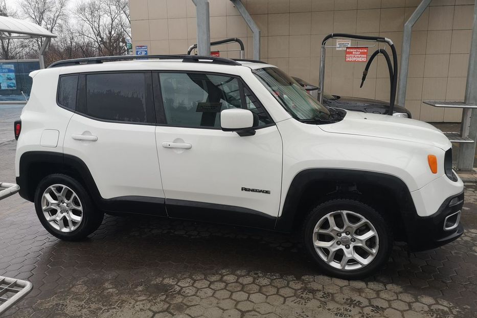 Продам Jeep Renegade Latitude 2017 года в Луцке